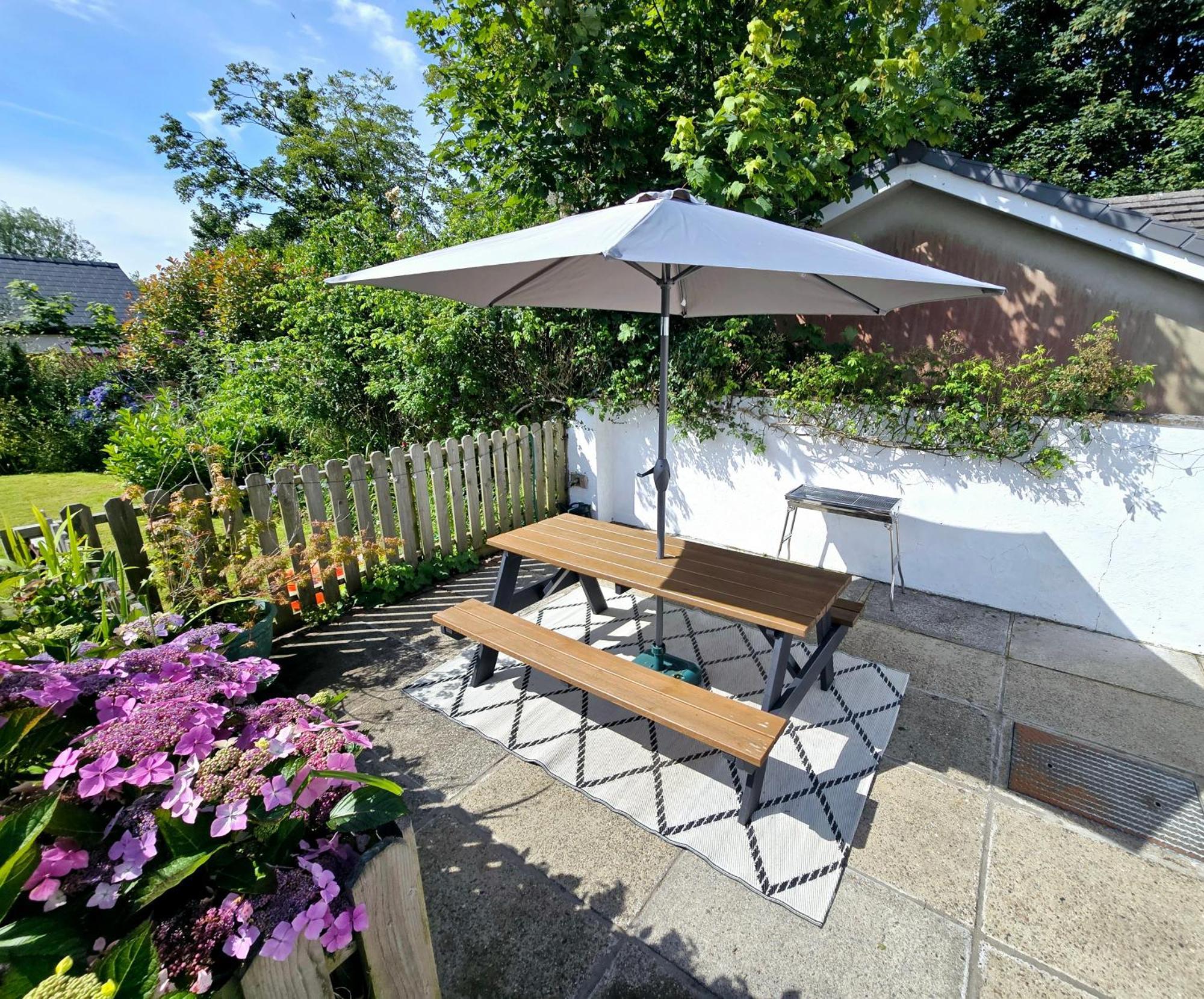 Beautiful 2 Bedroom Annexe In Popular Town Location Narberth Dış mekan fotoğraf